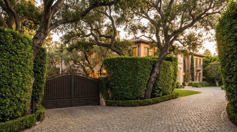 Neighborhood Comparisons articles