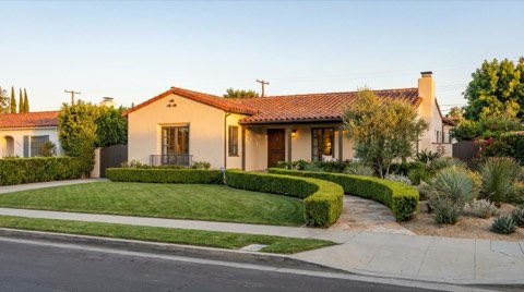 A well-maintained Culver City home exterior with strong curb appeal for sellers.